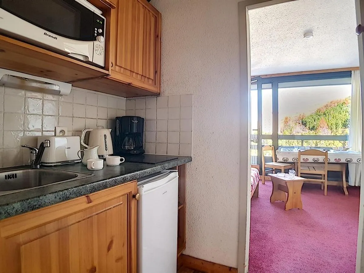 Studio 3 Pers, Ski Aux Pieds, Balcon Nord, Tv, Cuisine Equipee, Acces Galerie Marchande - Fr-1-344-966 Saint-Martin-de-Belleville 0*,  France